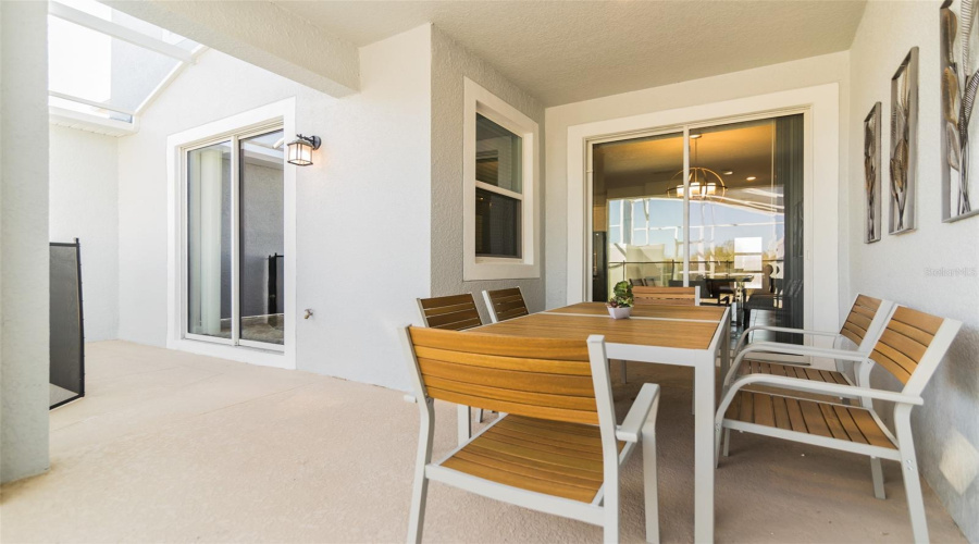 DAVENPORT, Florida 33896, 4 Bedrooms Bedrooms, ,3 BathroomsBathrooms,Residential,For Sale,CABOT CLIFFS,0,MFRO6261064