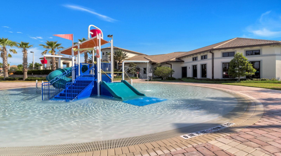 DAVENPORT, Florida 33896, 4 Bedrooms Bedrooms, ,3 BathroomsBathrooms,Residential,For Sale,CABOT CLIFFS,0,MFRO6261064