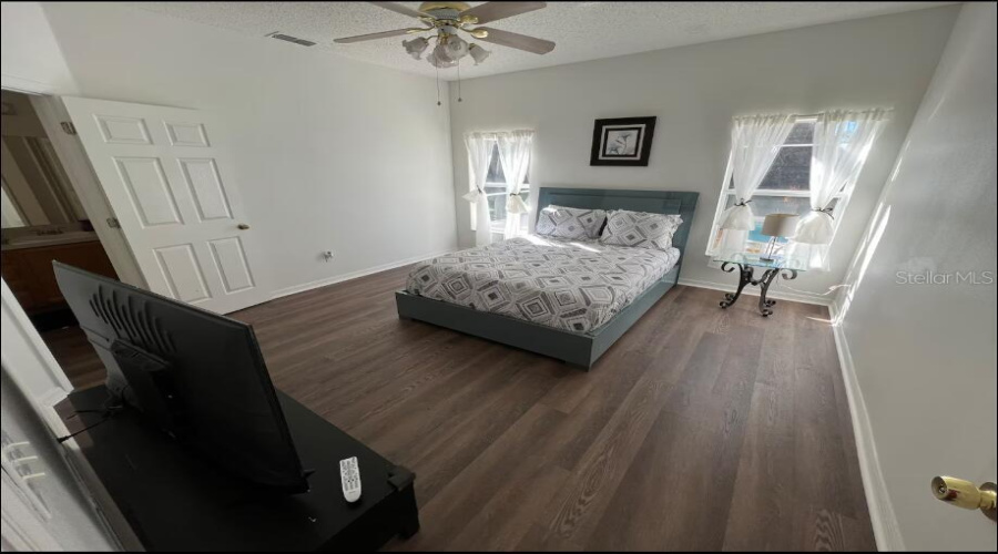 DAVENPORT, Florida 33897, 5 Bedrooms Bedrooms, ,4 BathroomsBathrooms,Residential,For Sale,BLOOMINGDALE,MFRO6261140