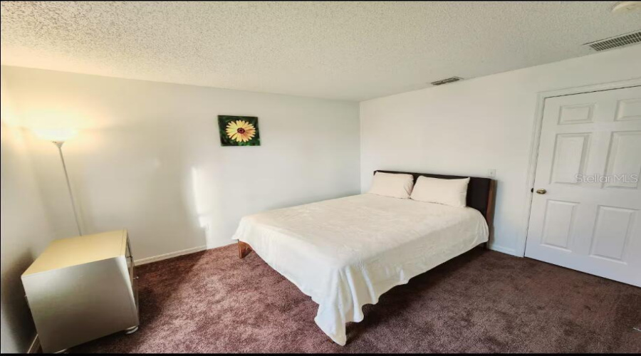 DAVENPORT, Florida 33897, 5 Bedrooms Bedrooms, ,4 BathroomsBathrooms,Residential,For Sale,BLOOMINGDALE,MFRO6261140