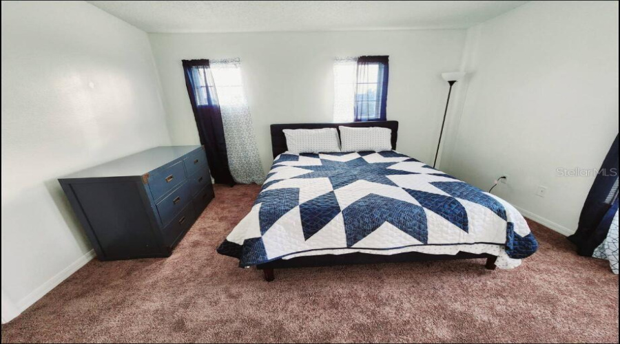 DAVENPORT, Florida 33897, 5 Bedrooms Bedrooms, ,4 BathroomsBathrooms,Residential,For Sale,BLOOMINGDALE,MFRO6261140