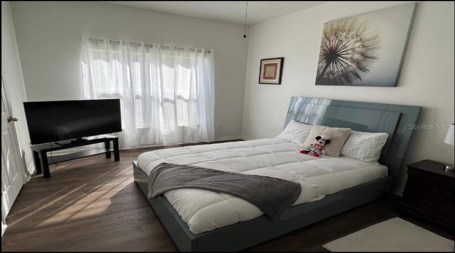DAVENPORT, Florida 33897, 5 Bedrooms Bedrooms, ,4 BathroomsBathrooms,Residential,For Sale,BLOOMINGDALE,MFRO6261140