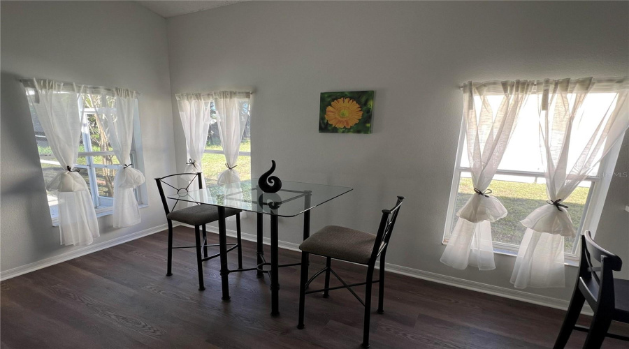 DAVENPORT, Florida 33897, 5 Bedrooms Bedrooms, ,4 BathroomsBathrooms,Residential,For Sale,BLOOMINGDALE,MFRO6261140