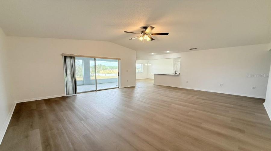 Family Room/Open Floor Plan.