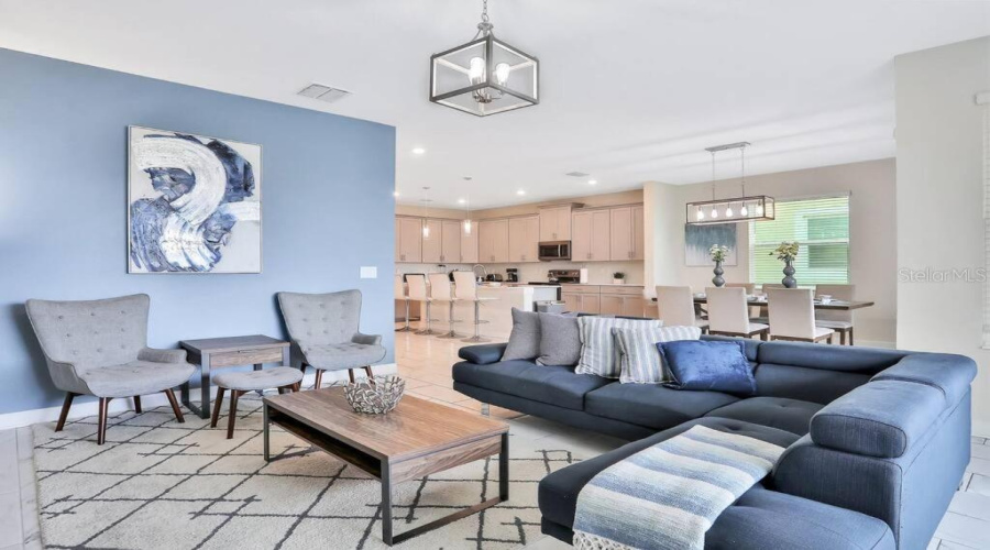 DAVENPORT, Florida 33896, 6 Bedrooms Bedrooms, ,5 BathroomsBathrooms,Residential,For Sale,CABOT CLIFFS,0,MFRS5116247