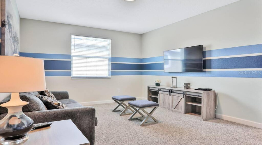 DAVENPORT, Florida 33896, 6 Bedrooms Bedrooms, ,5 BathroomsBathrooms,Residential,For Sale,CABOT CLIFFS,0,MFRS5116247