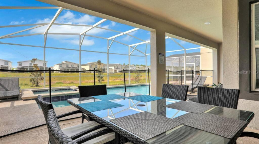 DAVENPORT, Florida 33896, 6 Bedrooms Bedrooms, ,5 BathroomsBathrooms,Residential,For Sale,CABOT CLIFFS,0,MFRS5116247