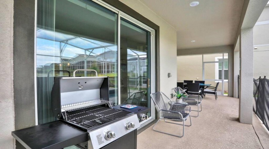 DAVENPORT, Florida 33896, 6 Bedrooms Bedrooms, ,5 BathroomsBathrooms,Residential,For Sale,CABOT CLIFFS,0,MFRS5116247