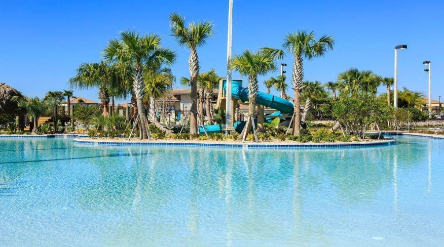 DAVENPORT, Florida 33896, 6 Bedrooms Bedrooms, ,5 BathroomsBathrooms,Residential,For Sale,CABOT CLIFFS,0,MFRS5116247