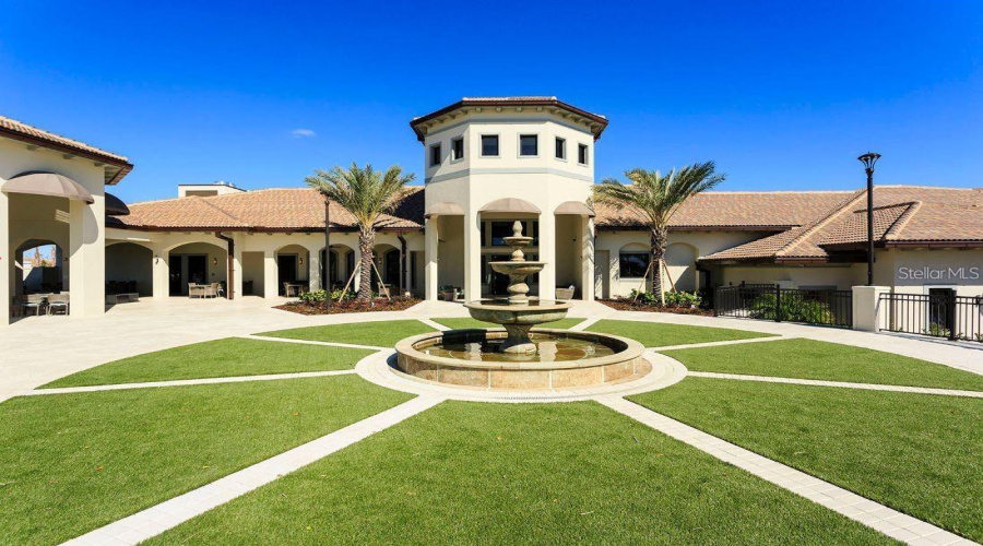 DAVENPORT, Florida 33896, 6 Bedrooms Bedrooms, ,5 BathroomsBathrooms,Residential,For Sale,CABOT CLIFFS,0,MFRS5116247