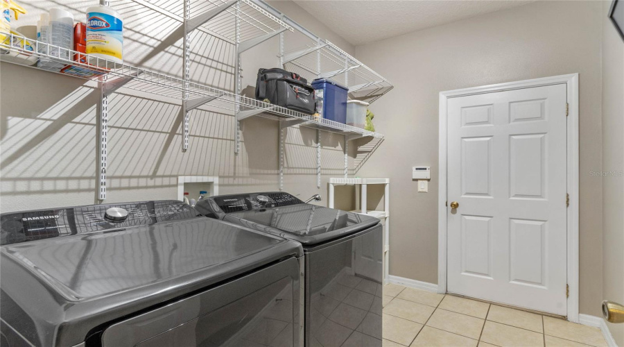 Laundry Room W/ Sink