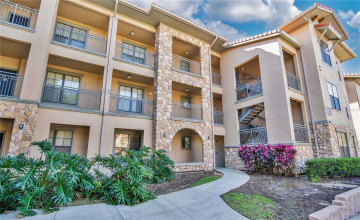 DAVENPORT, Florida 33897, 3 Bedrooms Bedrooms, ,3 BathroomsBathrooms,Residential,For Sale,CHARO,MFRL4949162