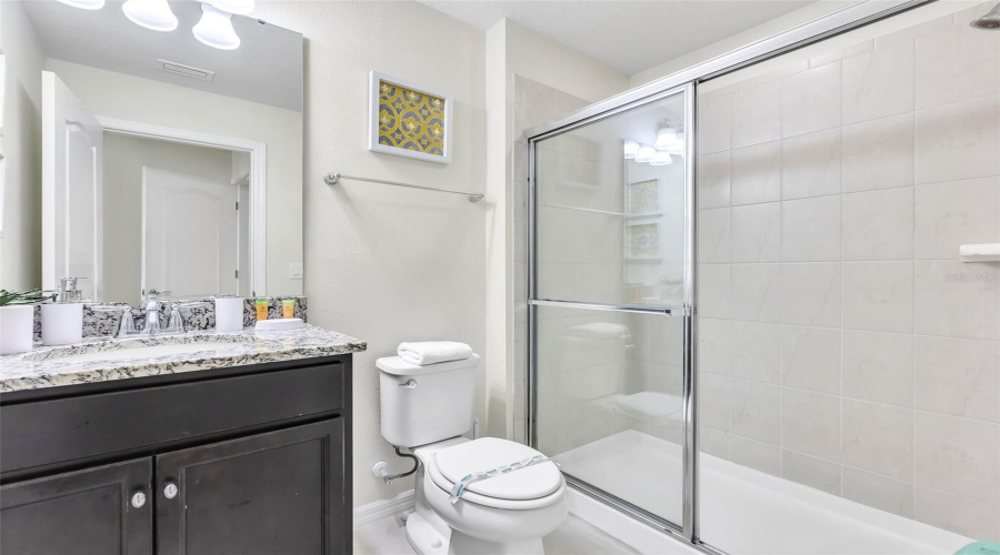 KISSIMMEE, Florida 34747, 5 Bedrooms Bedrooms, ,4 BathroomsBathrooms,Residential,For Sale,SYDNEY,0,MFRO6262102