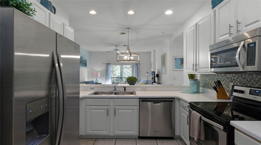 DAVENPORT, Florida 33897, 3 Bedrooms Bedrooms, ,2 BathroomsBathrooms,Residential,For Sale,LUCAYA,MFRO6262250