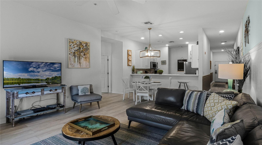 DAVENPORT, Florida 33897, 3 Bedrooms Bedrooms, ,2 BathroomsBathrooms,Residential,For Sale,LUCAYA,MFRO6262250