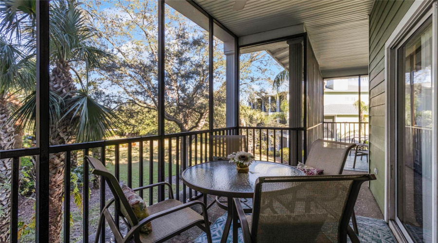 DAVENPORT, Florida 33897, 2 Bedrooms Bedrooms, ,2 BathroomsBathrooms,Residential,For Sale,GRAN BAHAMA,MFRO6262290