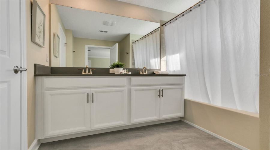 KISSIMMEE, Florida 34746, 4 Bedrooms Bedrooms, ,3 BathroomsBathrooms,Residential,For Sale,QUOTE,0,MFRO6199278