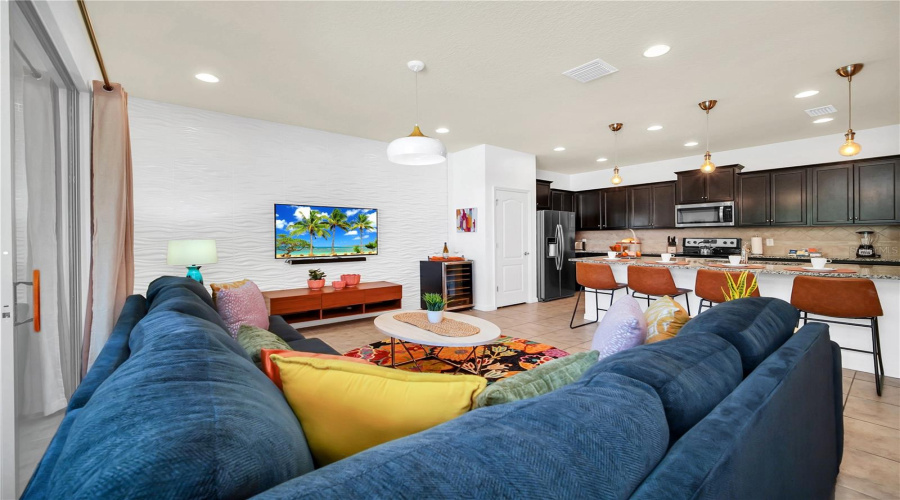 KISSIMMEE, Florida 34747, 5 Bedrooms Bedrooms, ,4 BathroomsBathrooms,Residential,For Sale,GENEVE,0,MFRO6262860