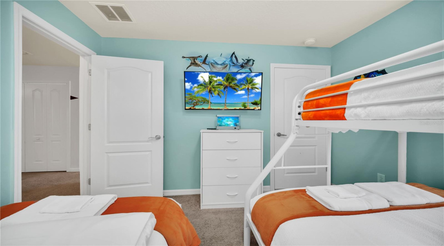 KISSIMMEE, Florida 34747, 5 Bedrooms Bedrooms, ,4 BathroomsBathrooms,Residential,For Sale,GENEVE,0,MFRO6262860