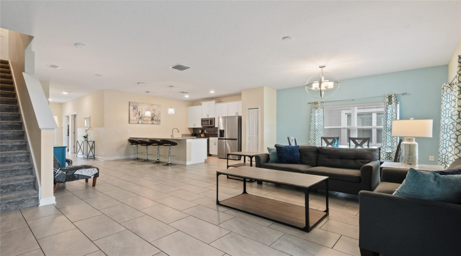 DAVENPORT, Florida 33896, 5 Bedrooms Bedrooms, ,4 BathroomsBathrooms,Residential,For Sale,PEBBLE BEACH,MFRO6262762