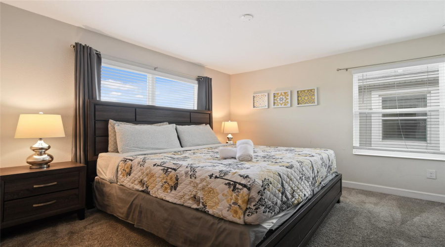 DAVENPORT, Florida 33896, 5 Bedrooms Bedrooms, ,4 BathroomsBathrooms,Residential,For Sale,PEBBLE BEACH,MFRO6262762