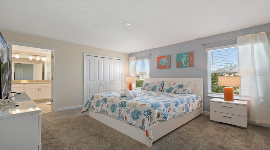 DAVENPORT, Florida 33896, 4 Bedrooms Bedrooms, ,3 BathroomsBathrooms,Residential,For Sale,PEBBLE BEACH,0,MFRO6262716