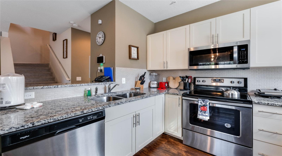 KISSIMMEE, Florida 34747, 4 Bedrooms Bedrooms, ,3 BathroomsBathrooms,Residential,For Sale,CUPID,0,MFRO6262801