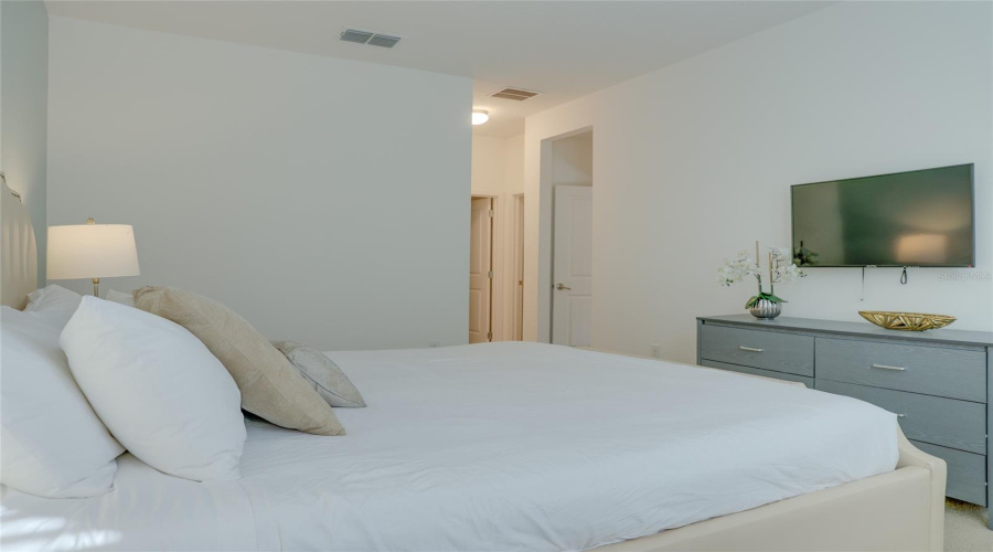 KISSIMMEE, Florida 34746, 8 Bedrooms Bedrooms, ,5 BathroomsBathrooms,Residential,For Sale,CABELLO,0,MFRO6262706