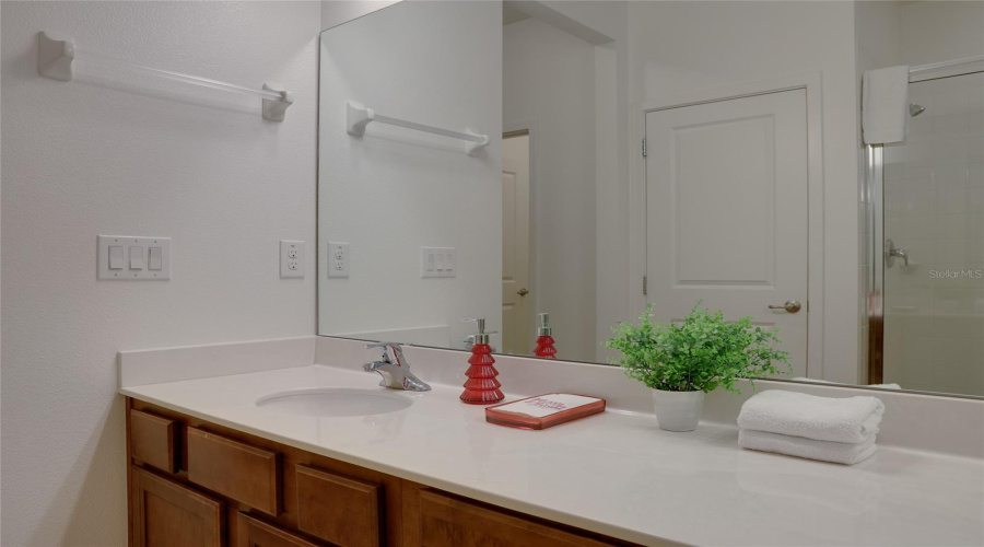 KISSIMMEE, Florida 34746, 8 Bedrooms Bedrooms, ,5 BathroomsBathrooms,Residential,For Sale,CABELLO,0,MFRO6262706