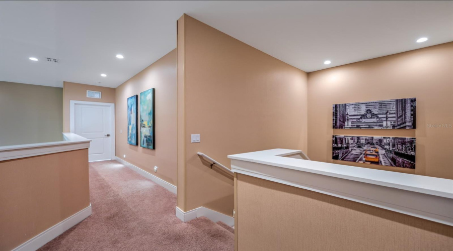 2nd Floor - Split Floor Plan