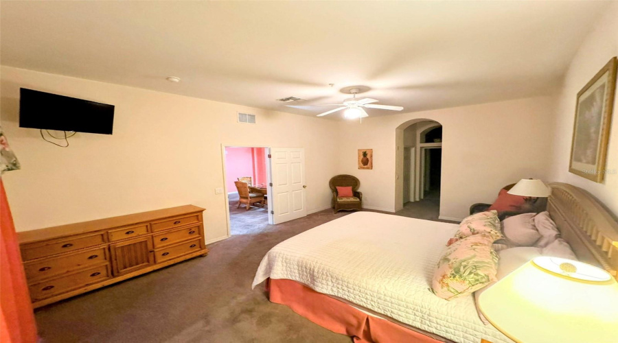 DAVENPORT, Florida 33897, 3 Bedrooms Bedrooms, ,2 BathroomsBathrooms,Residential,For Sale,WATLING,MFRO6262999