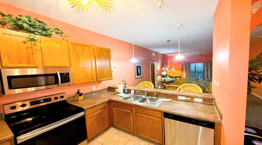 DAVENPORT, Florida 33897, 3 Bedrooms Bedrooms, ,2 BathroomsBathrooms,Residential,For Sale,WATLING,MFRO6262999