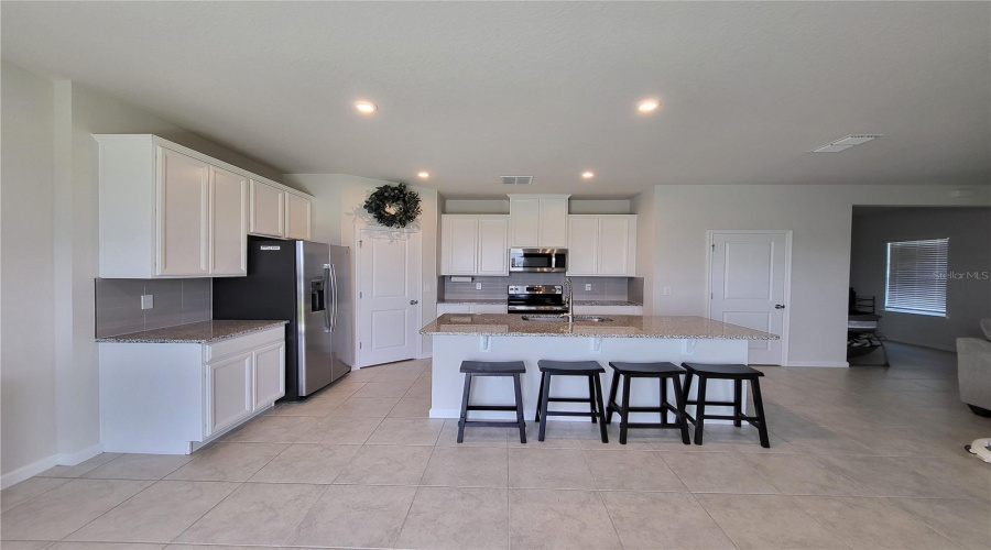 DAVENPORT, Florida 33837, 3 Bedrooms Bedrooms, ,2 BathroomsBathrooms,Residential,For Sale,EUCALYPTUS,0,MFRT3531705