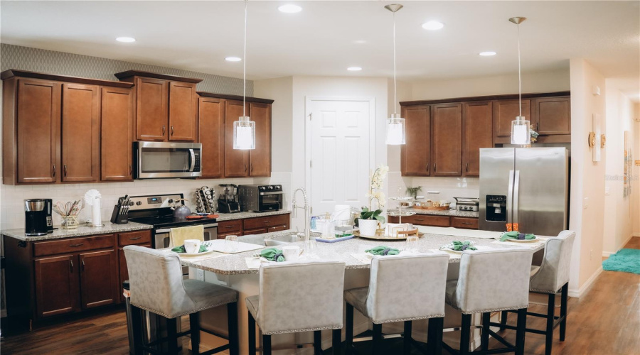 KISSIMMEE, Florida 34747, 7 Bedrooms Bedrooms, ,5 BathroomsBathrooms,Residential,For Sale,NASSAU POINT,0,MFRO6251630