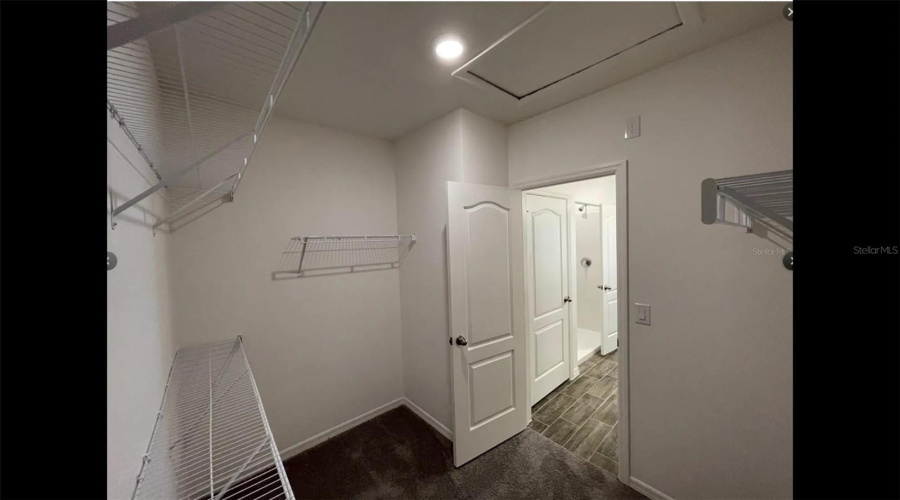 DAVENPORT, Florida 33896, 5 Bedrooms Bedrooms, ,2 BathroomsBathrooms,Residential,For Sale,VILLAVISTA,0,MFRO6263312