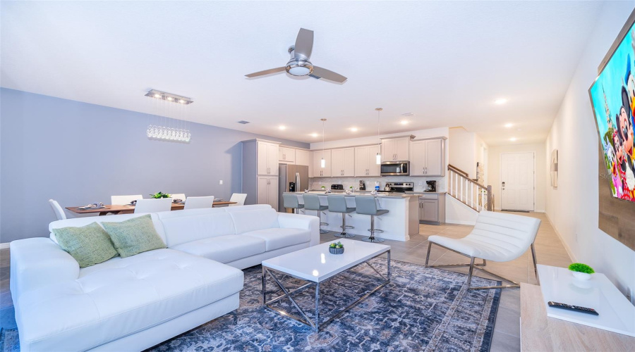 KISSIMMEE, Florida 34747, 5 Bedrooms Bedrooms, ,4 BathroomsBathrooms,Residential,For Sale,FLEMING MIST,0,MFRS5116865