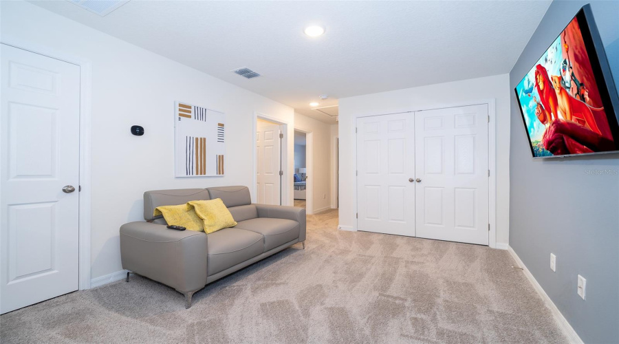 KISSIMMEE, Florida 34747, 5 Bedrooms Bedrooms, ,4 BathroomsBathrooms,Residential,For Sale,FLEMING MIST,0,MFRS5116865