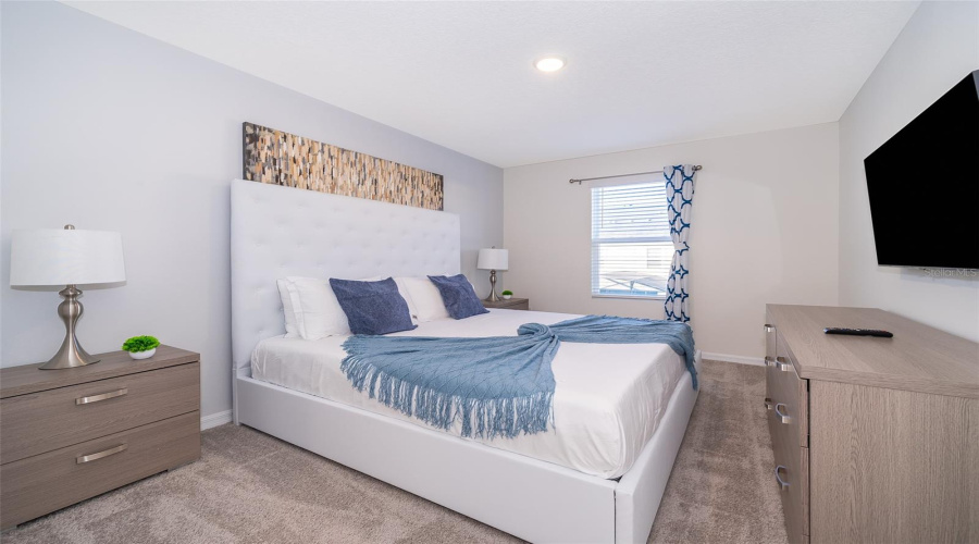 KISSIMMEE, Florida 34747, 5 Bedrooms Bedrooms, ,4 BathroomsBathrooms,Residential,For Sale,FLEMING MIST,0,MFRS5116865