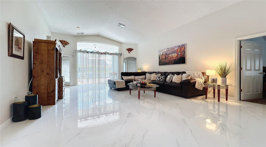 DAVENPORT, Florida 33837, 4 Bedrooms Bedrooms, ,3 BathroomsBathrooms,Residential,For Sale,FOX,0,MFRS5116869