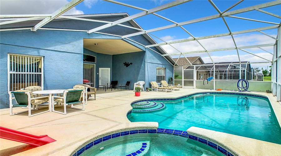 DAVENPORT, Florida 33837, 4 Bedrooms Bedrooms, ,3 BathroomsBathrooms,Residential,For Sale,FOX,0,MFRS5116869