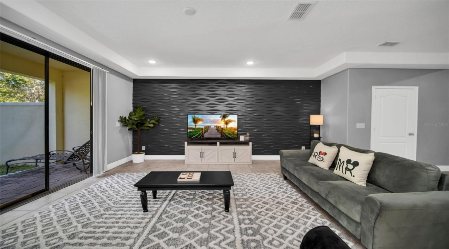 DAVENPORT, Florida 33896, 3 Bedrooms Bedrooms, ,2 BathroomsBathrooms,Residential,For Sale,ROSEVILLE,0,MFRO6263279