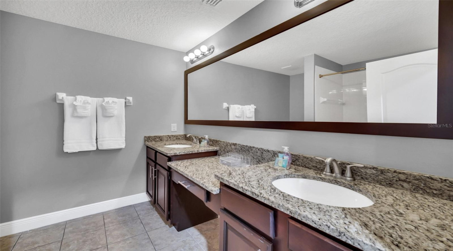 DAVENPORT, Florida 33896, 3 Bedrooms Bedrooms, ,2 BathroomsBathrooms,Residential,For Sale,ROSEVILLE,0,MFRO6263279