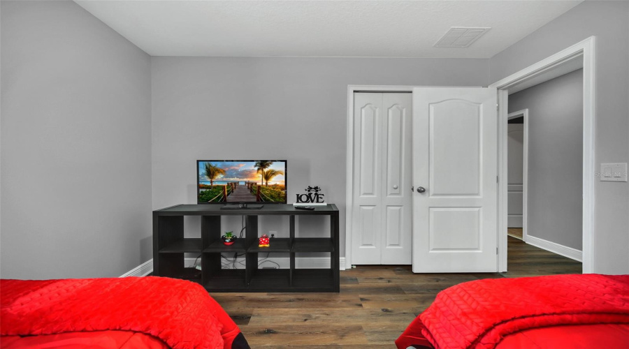 DAVENPORT, Florida 33896, 3 Bedrooms Bedrooms, ,2 BathroomsBathrooms,Residential,For Sale,ROSEVILLE,0,MFRO6263279