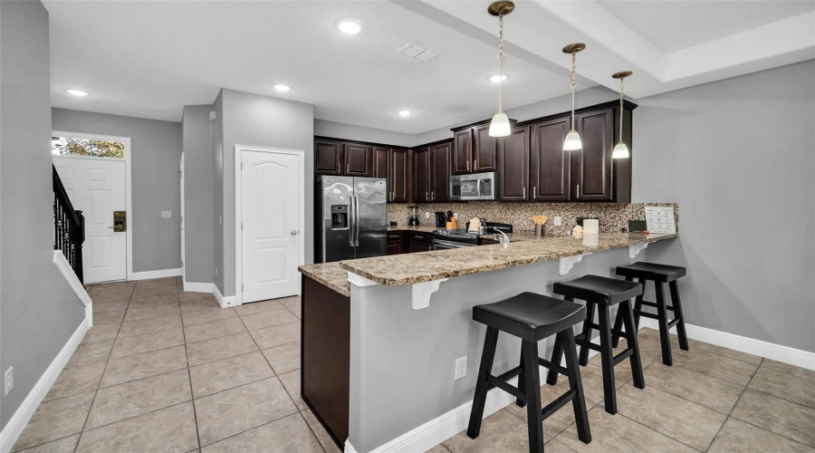 DAVENPORT, Florida 33896, 3 Bedrooms Bedrooms, ,2 BathroomsBathrooms,Residential,For Sale,ROSEVILLE,0,MFRO6263279