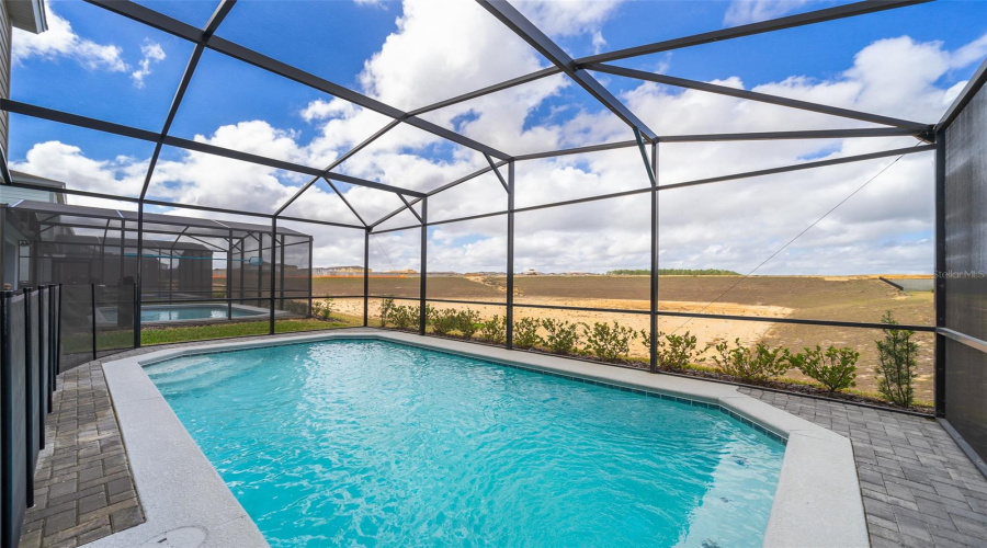 DAVENPORT, Florida 33897, 6 Bedrooms Bedrooms, ,4 BathroomsBathrooms,Residential,For Sale,ALOHA,0,MFRO6263847