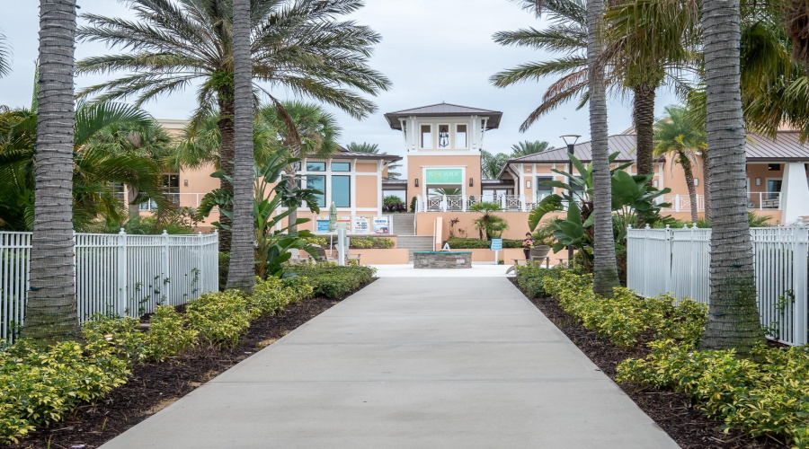 KISSIMMEE, Florida 34747, 6 Bedrooms Bedrooms, ,4 BathroomsBathrooms,Residential,For Sale,AMELIA DOWNS,0,MFRO6264232