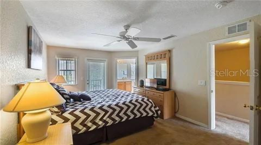 DAVENPORT, Florida 33897, 3 Bedrooms Bedrooms, ,3 BathroomsBathrooms,Residential,For Sale,CALABRIA,MFRW7870736