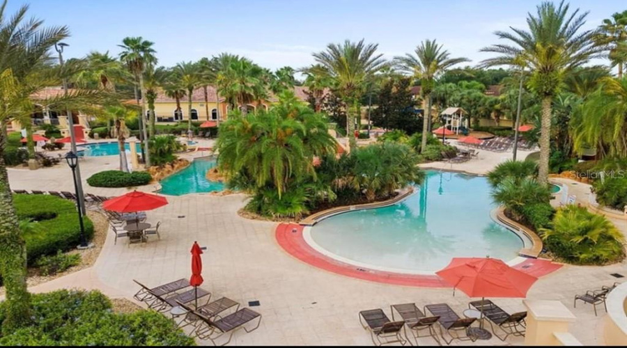 DAVENPORT, Florida 33897, 3 Bedrooms Bedrooms, ,3 BathroomsBathrooms,Residential,For Sale,CALABRIA,MFRW7870736