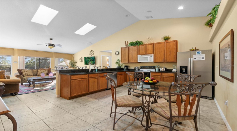 DAVENPORT, Florida 33837, 5 Bedrooms Bedrooms, ,3 BathroomsBathrooms,Residential,For Sale,BLUE HERON,MFRO6263337
