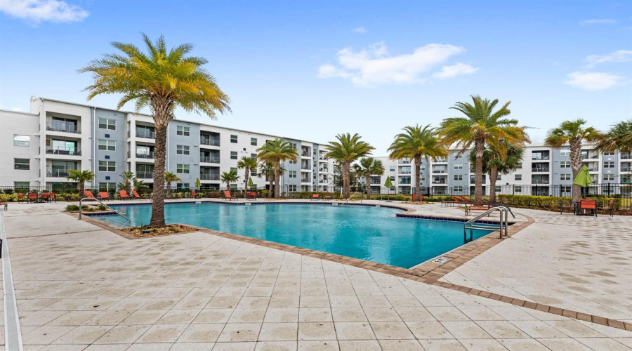 KISSIMMEE, Florida 34746, 2 Bedrooms Bedrooms, ,2 BathroomsBathrooms,Residential,For Sale,CLOCK TOWER,0,MFRO6263907